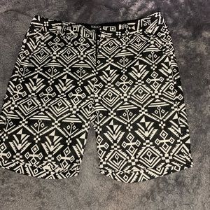 Woven wool tribal print shorts
